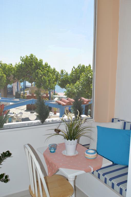 Готель Acqua Marina - Άκουα Μαρίνα Agia Marina  Екстер'єр фото
